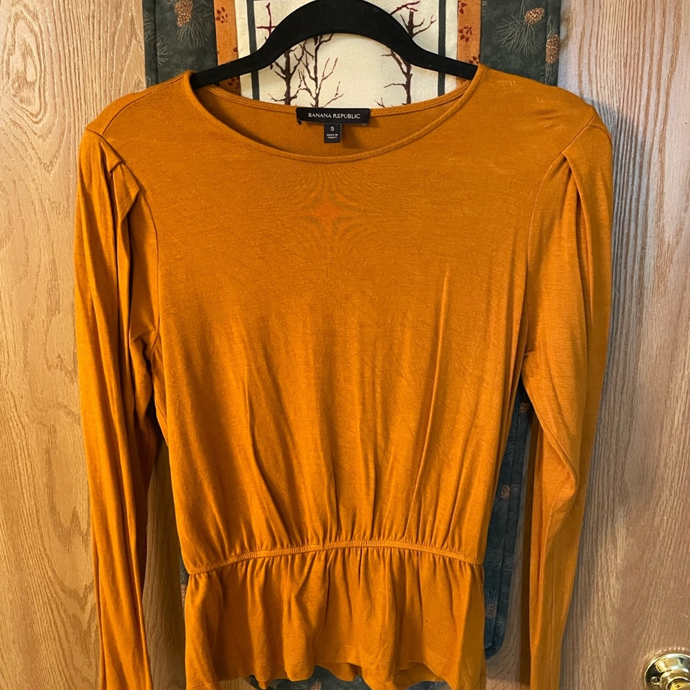 Banana Republic Size Small Peplum Long Sleeve Top